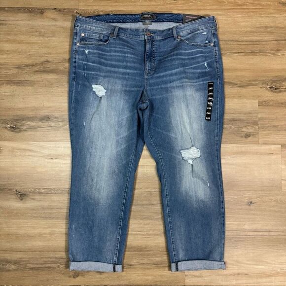 Torrid Women's Plus Size 24R Boyfriend Straight Leg Jeans Distressed Denim New - Picture 1 of 10